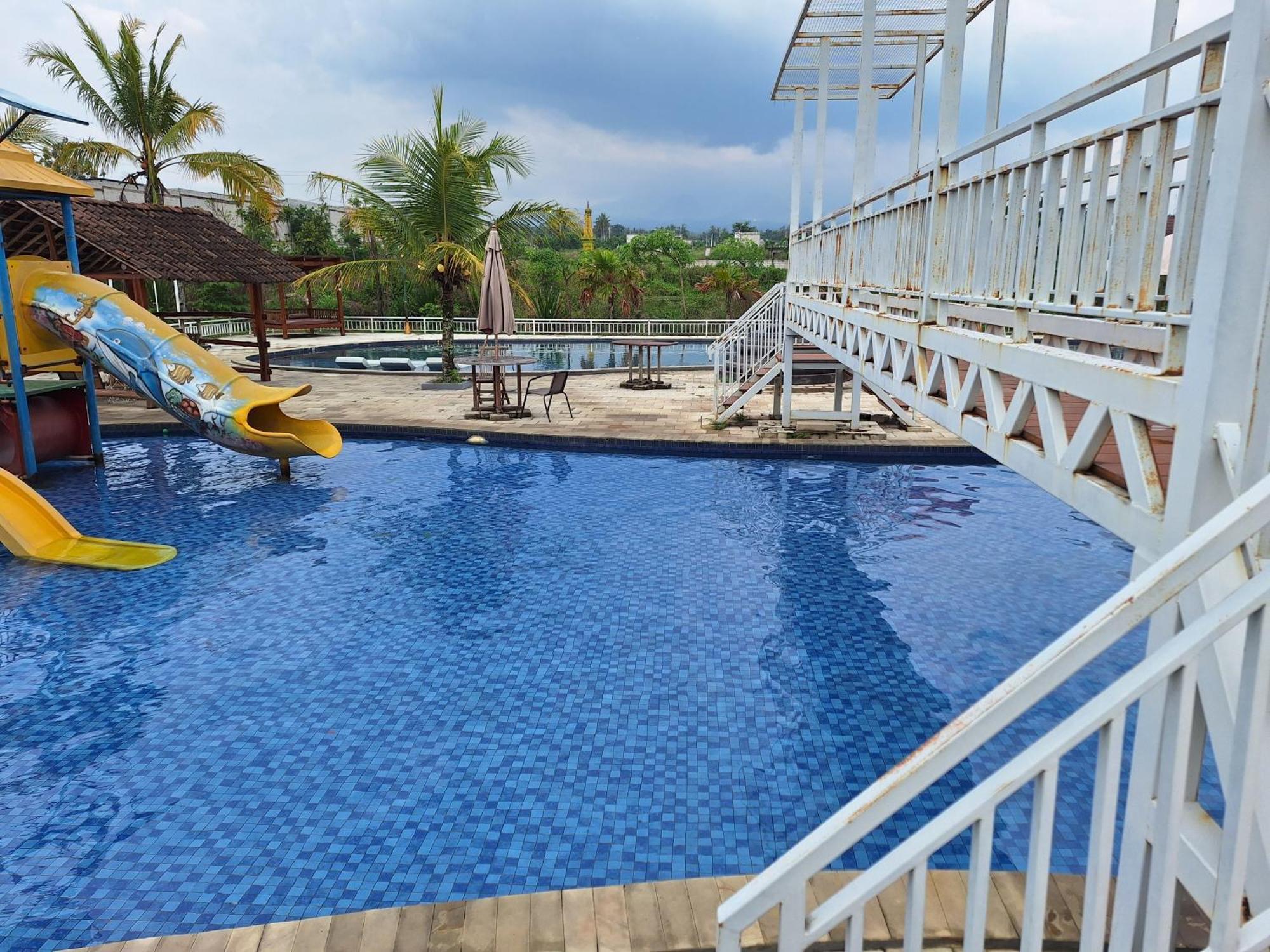 White House Royal Villa B1 Balong  Екстер'єр фото