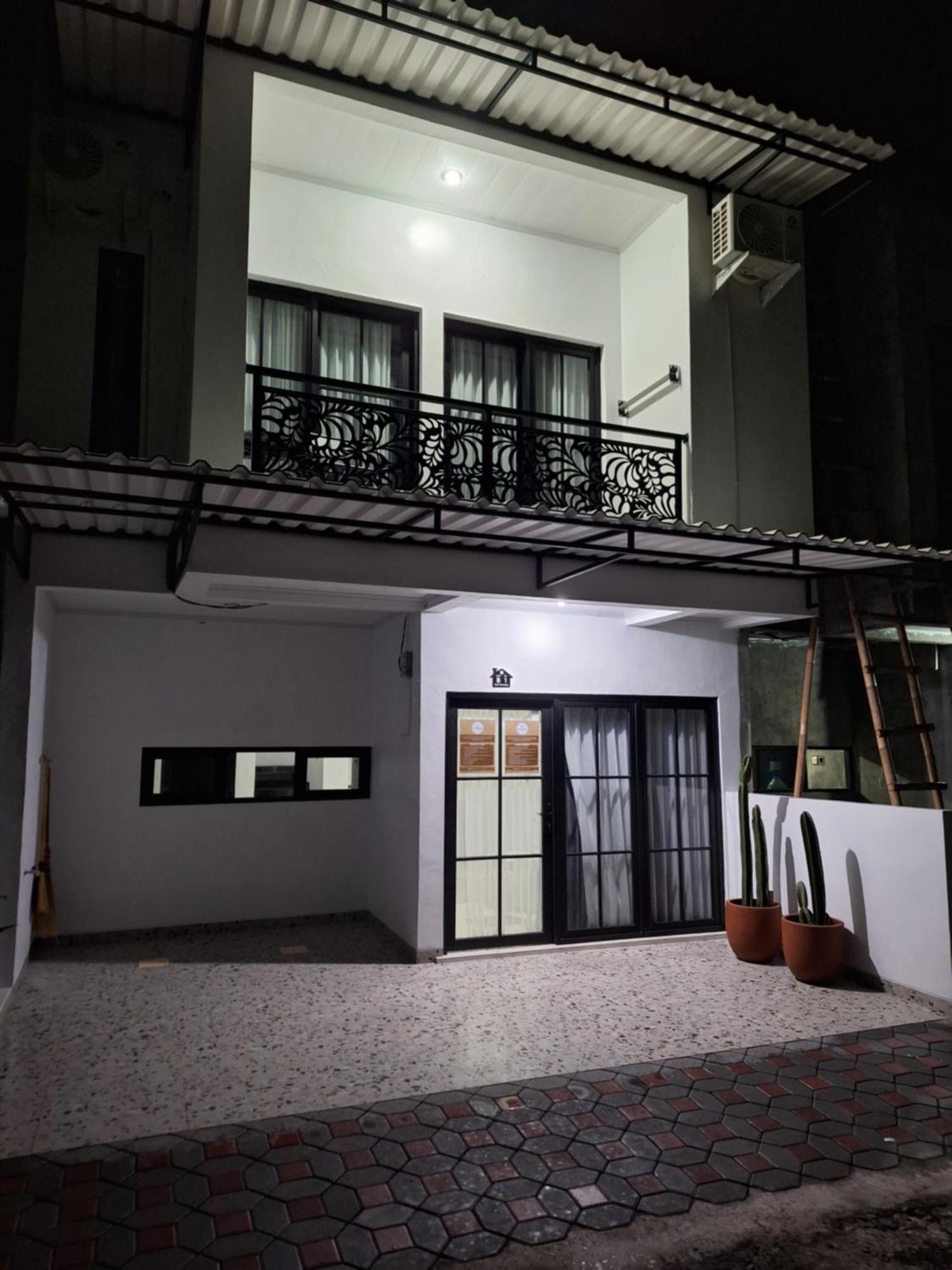 White House Royal Villa B1 Balong  Екстер'єр фото